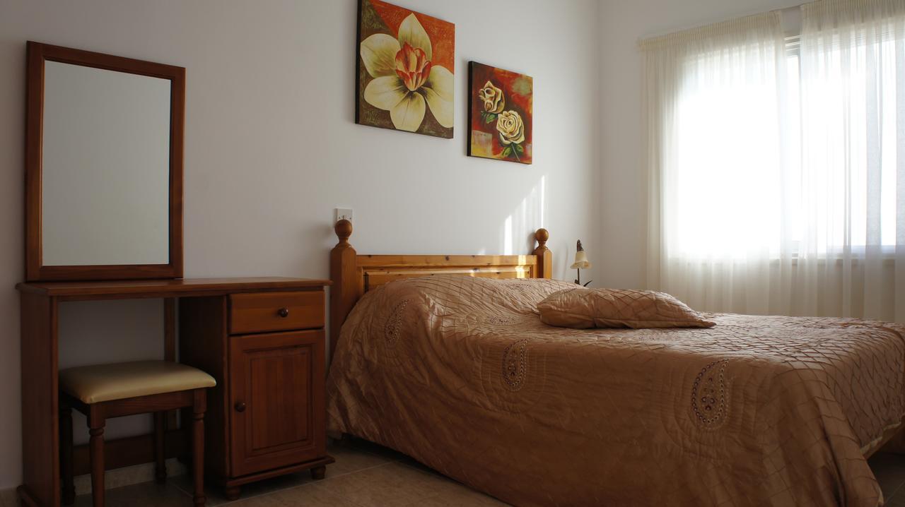 Limnaria Westpark 129 Apartment Paphos Bagian luar foto