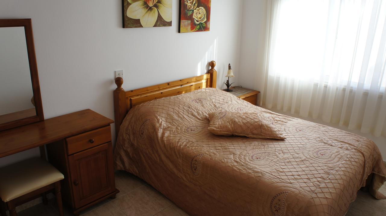 Limnaria Westpark 129 Apartment Paphos Bagian luar foto
